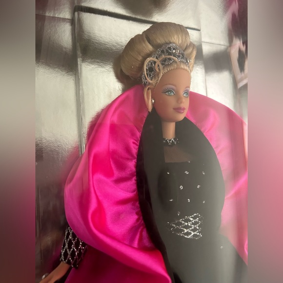 Mattel Special Edition Happy Holidays 1998 Barbie Doll Crystalline Gown - Picture 8 of 8